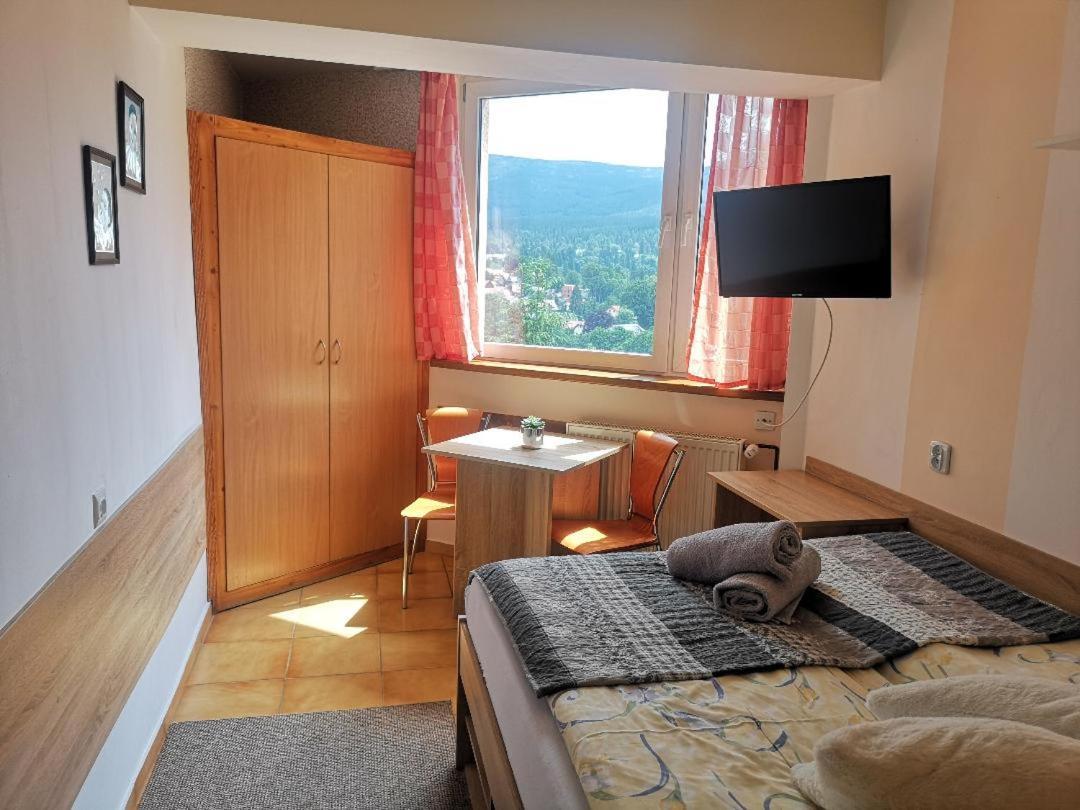 Willa Mona Bed & Breakfast Szklarska Poreba Ngoại thất bức ảnh