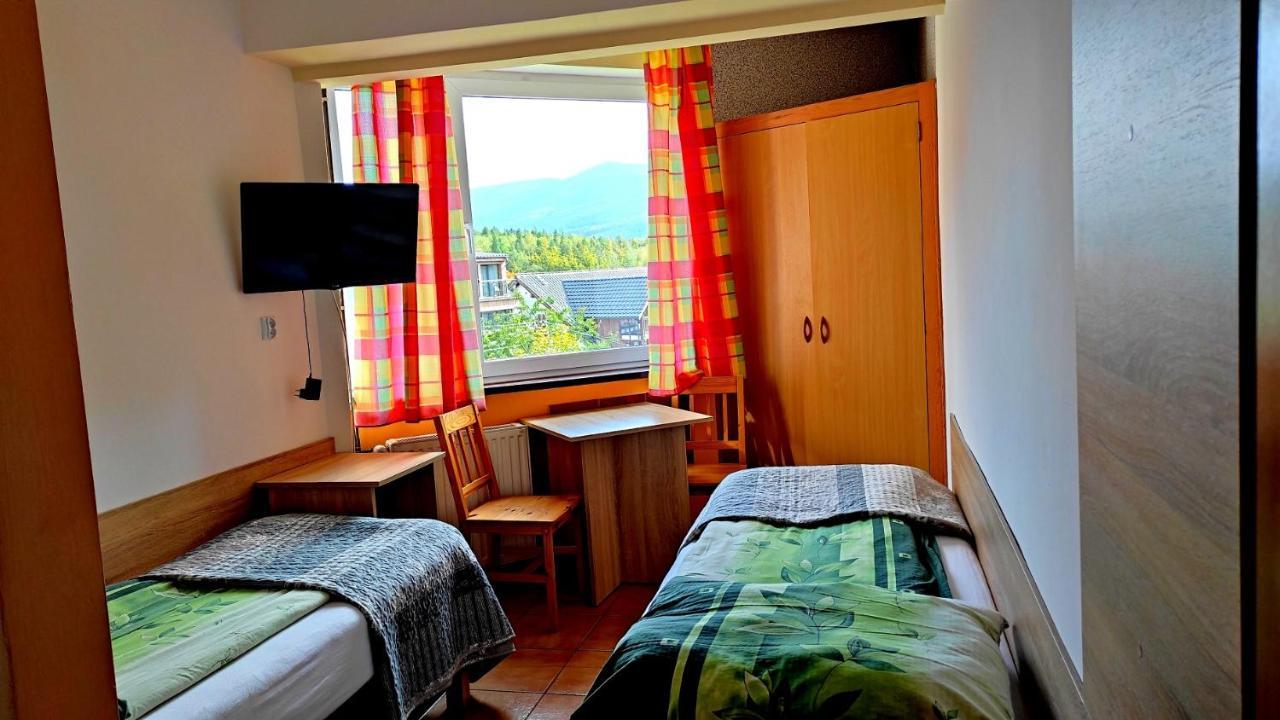 Willa Mona Bed & Breakfast Szklarska Poreba Ngoại thất bức ảnh