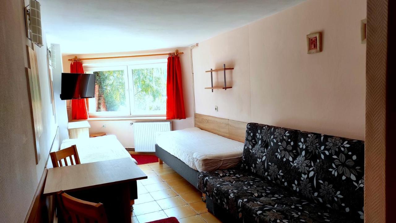 Willa Mona Bed & Breakfast Szklarska Poreba Ngoại thất bức ảnh