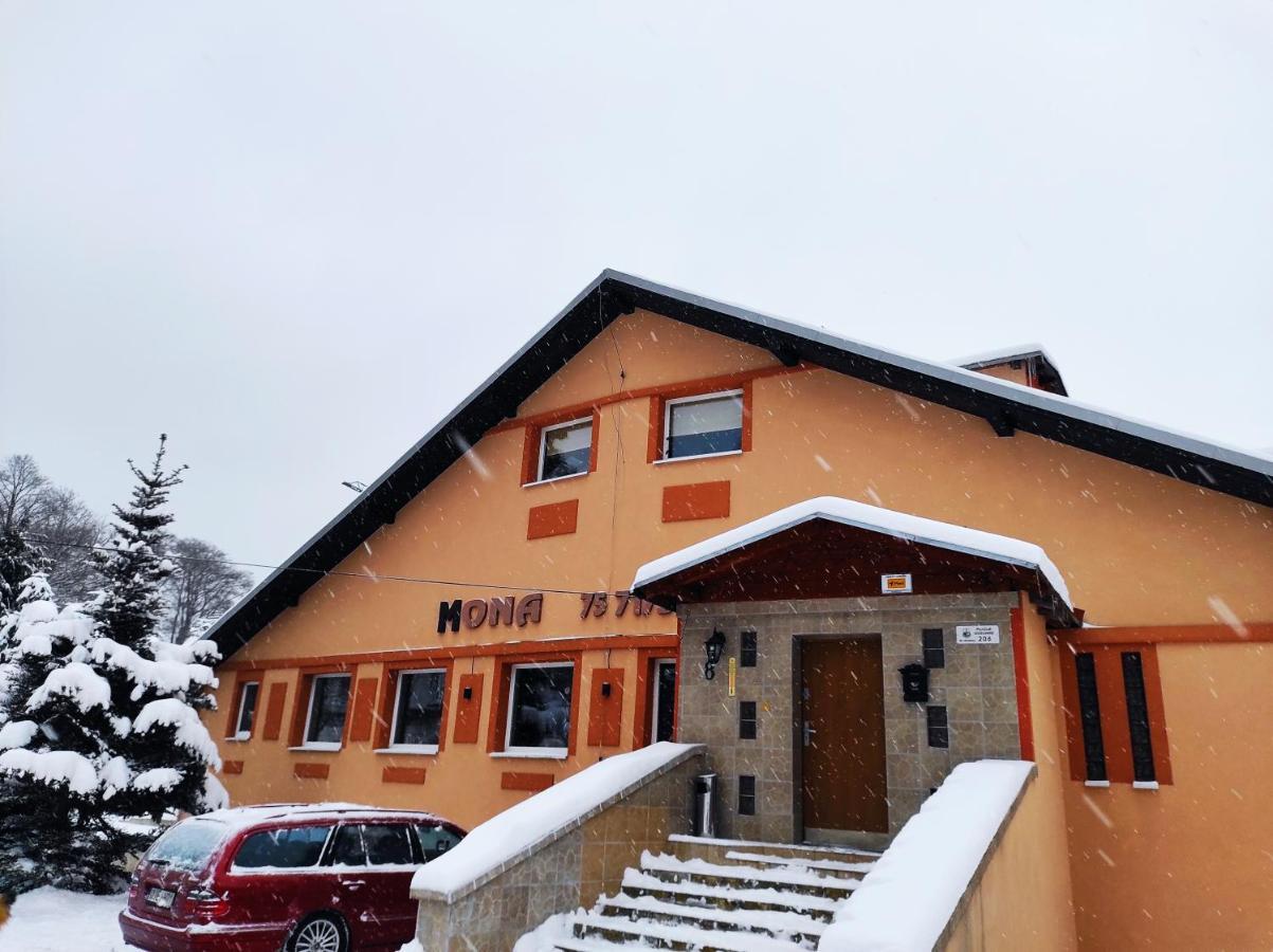 Willa Mona Bed & Breakfast Szklarska Poreba Ngoại thất bức ảnh