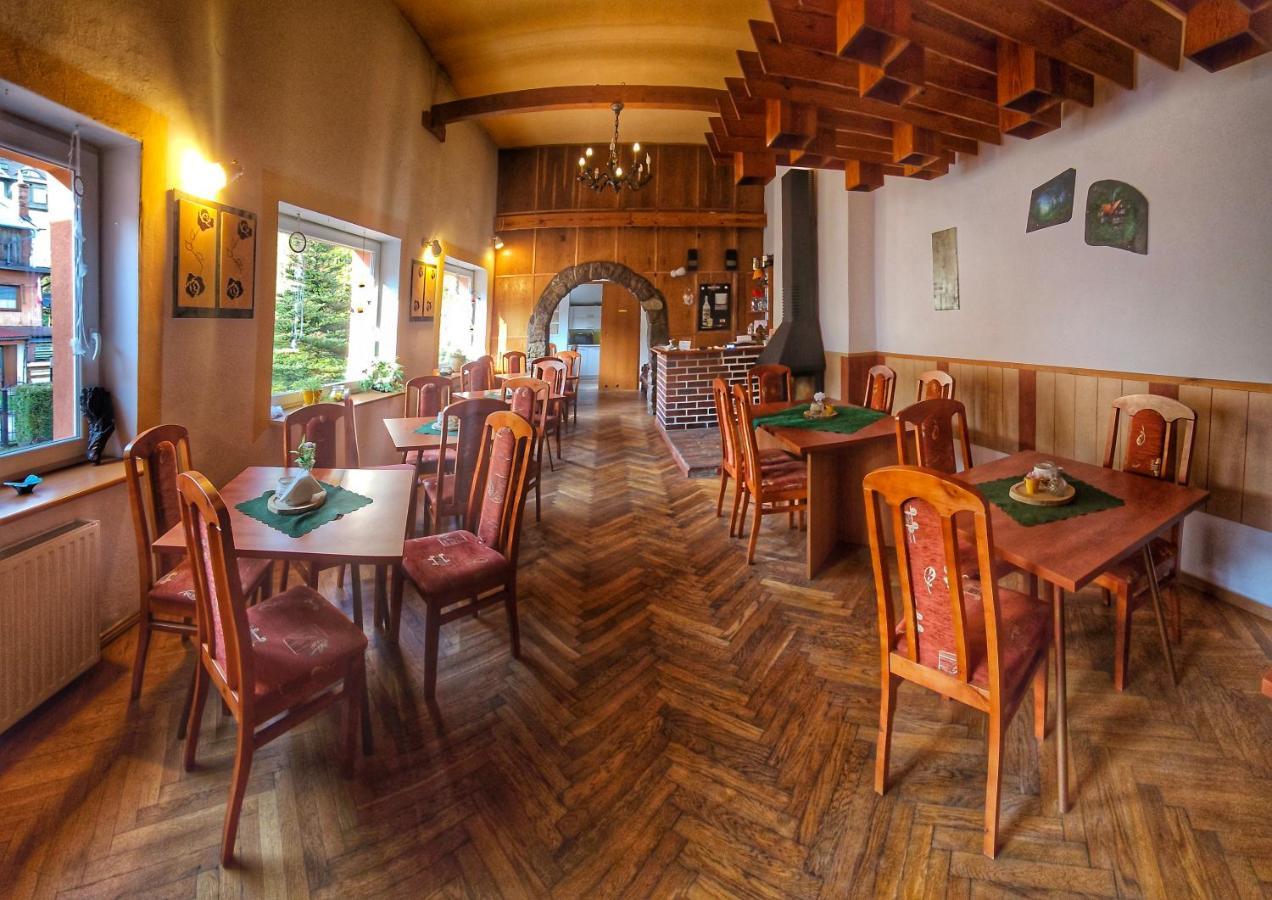 Willa Mona Bed & Breakfast Szklarska Poreba Ngoại thất bức ảnh